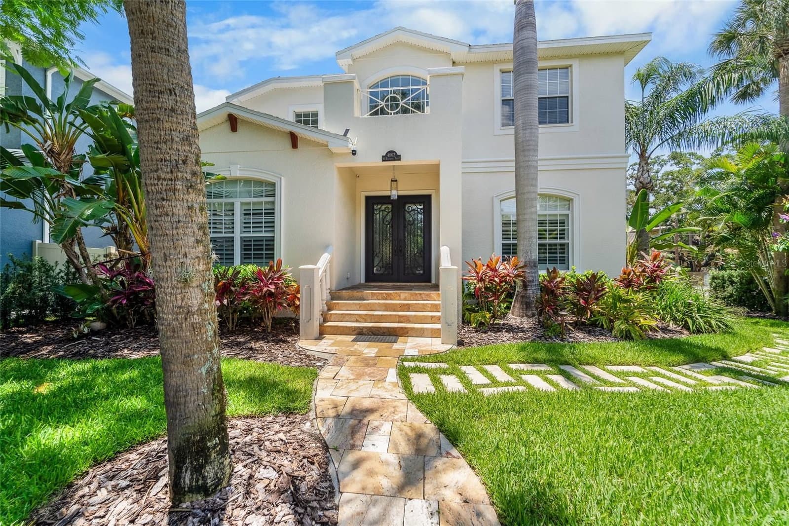 4802 BEACHWAY
