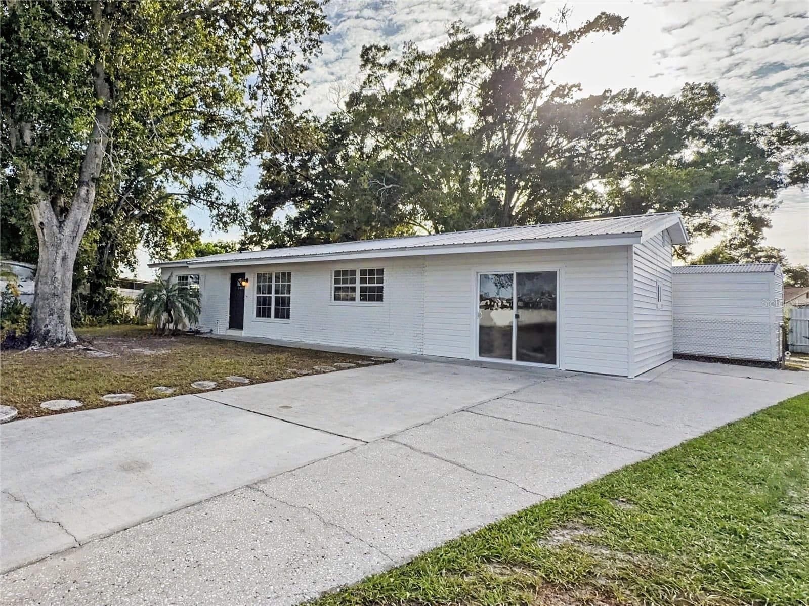6404 WILLOW BEND