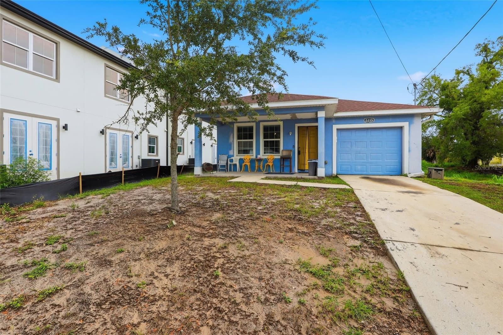 2215 COLUMBUS