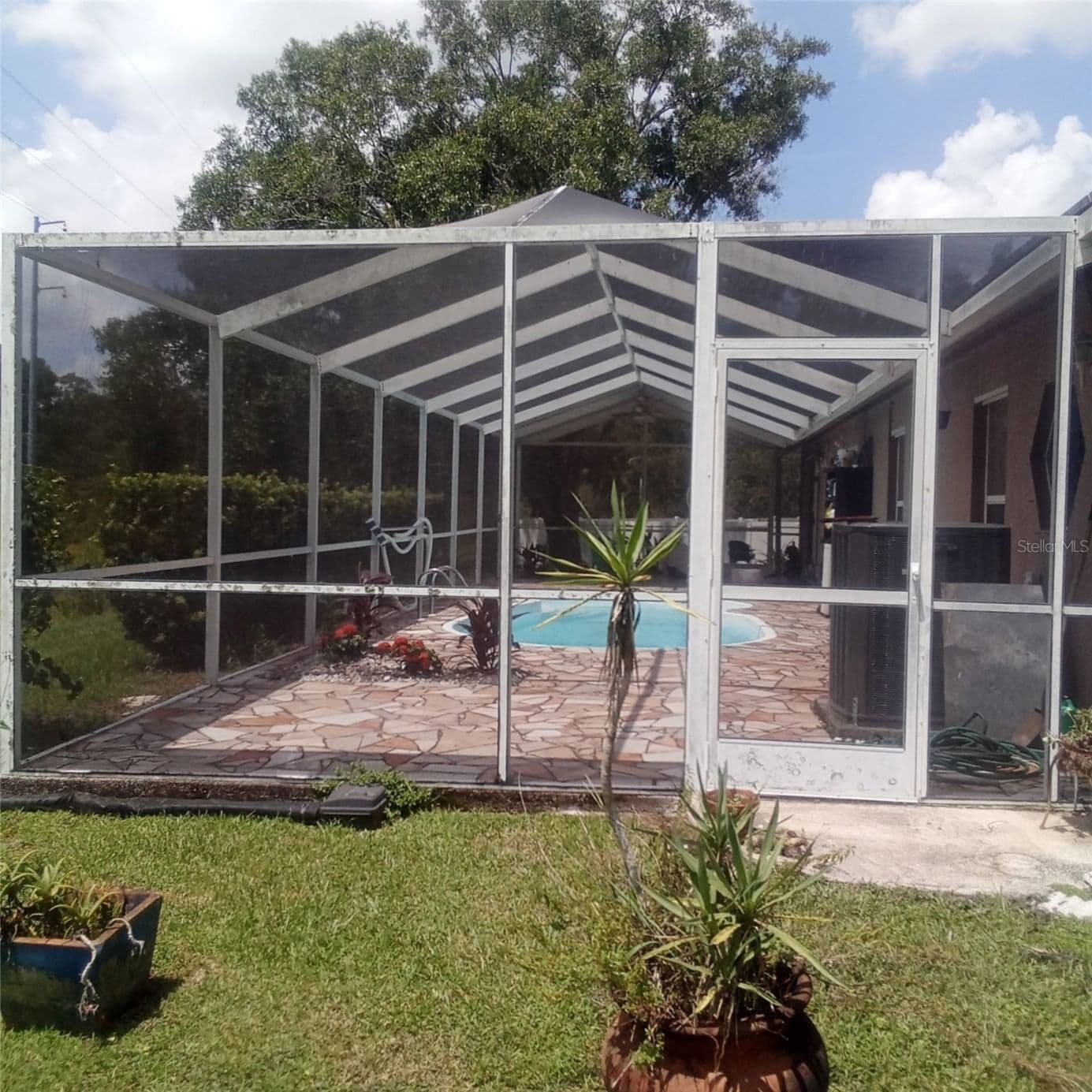 15301 MONTREAT