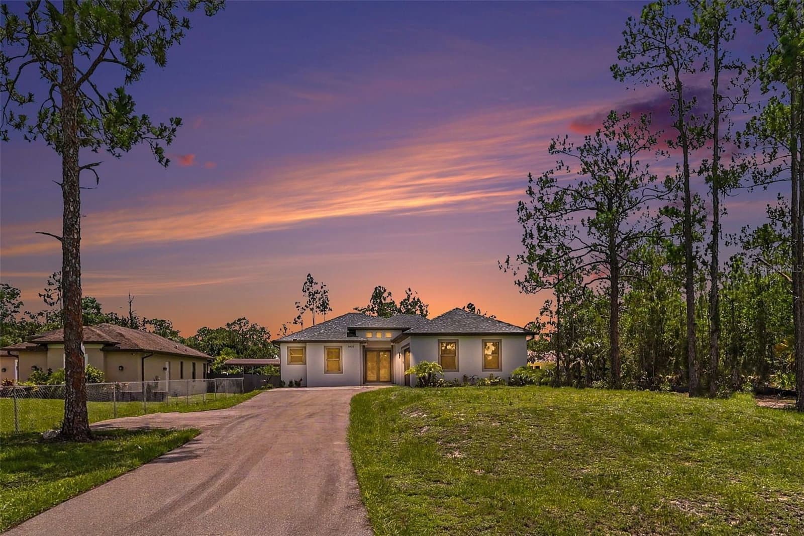 2420 52ND, Naples, FL