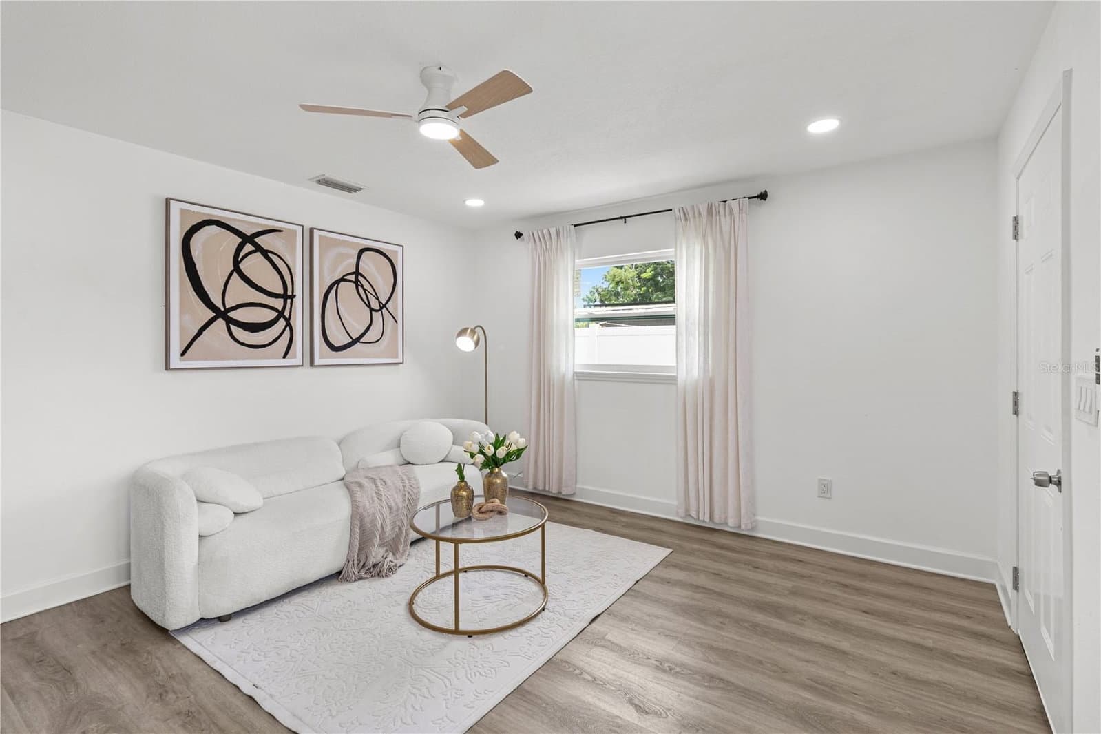 2917 CLIFTON