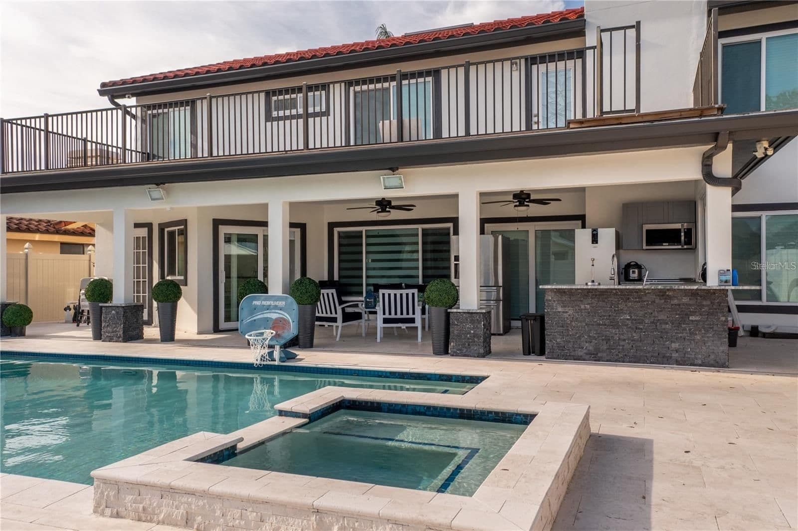 4123 CROSSWATER