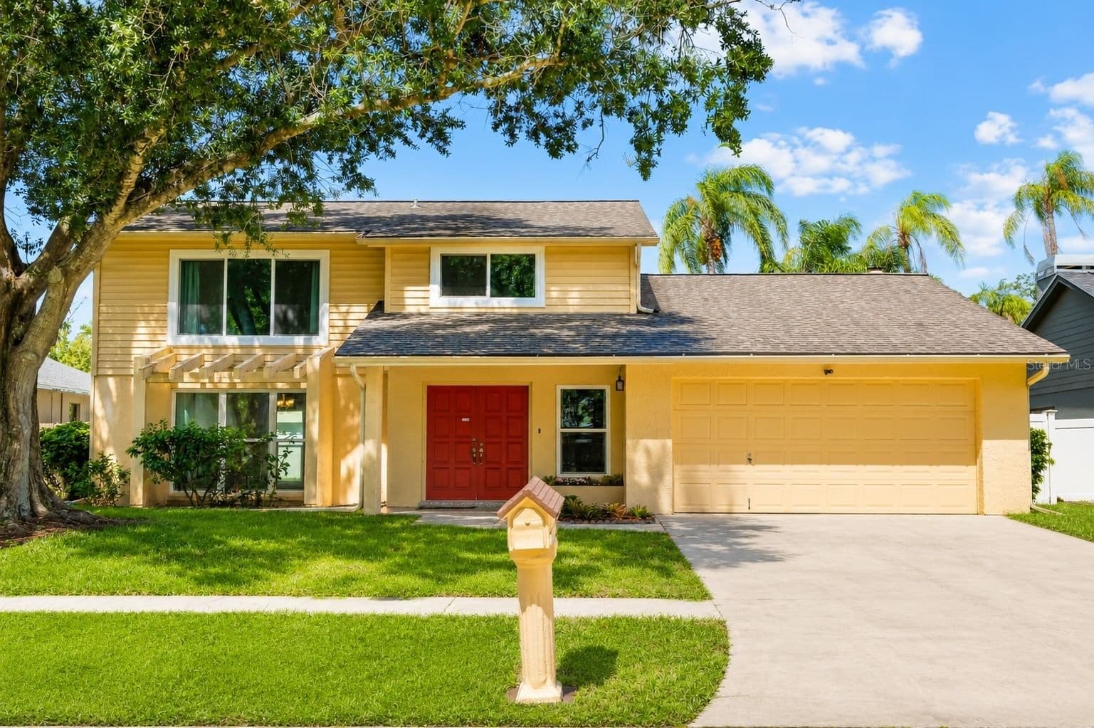 10904 AUTUMN OAK