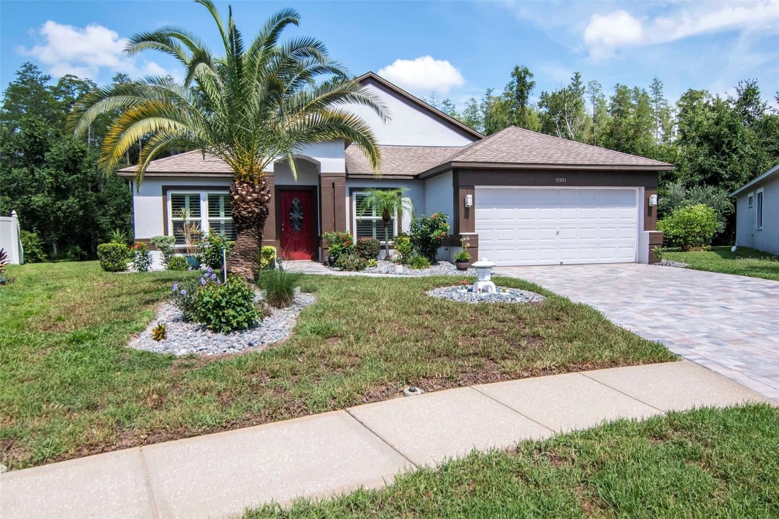 9301 BROOKHURST