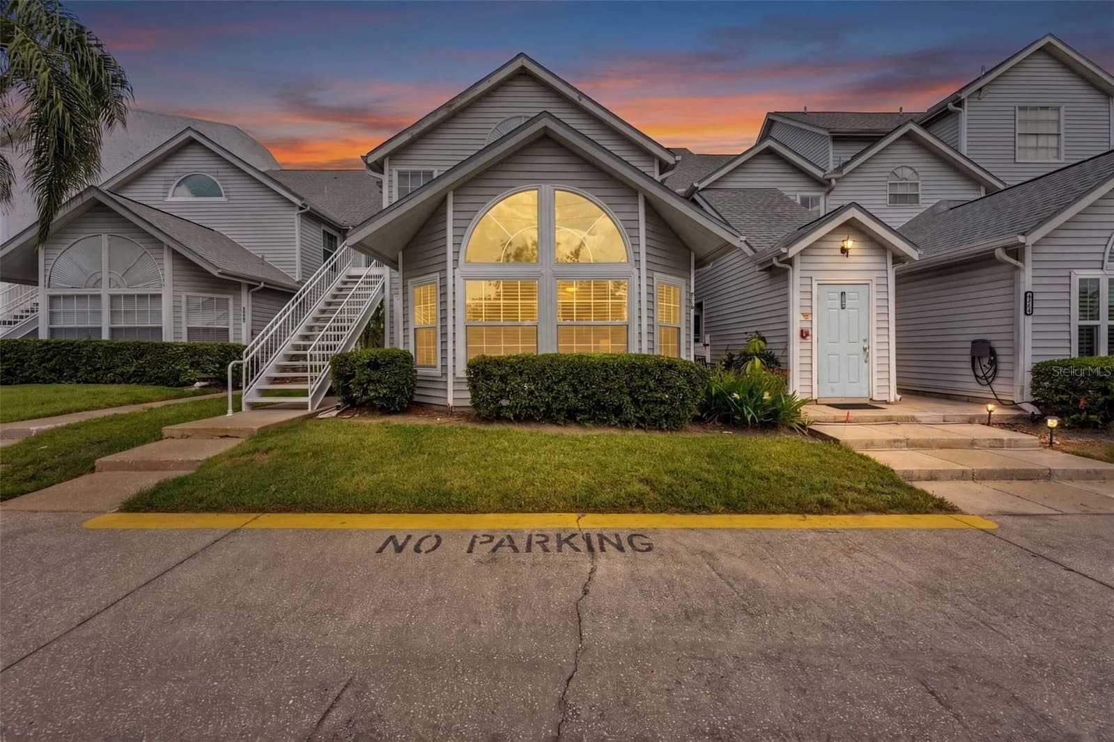 12237 ARMENIA GABLES CIR