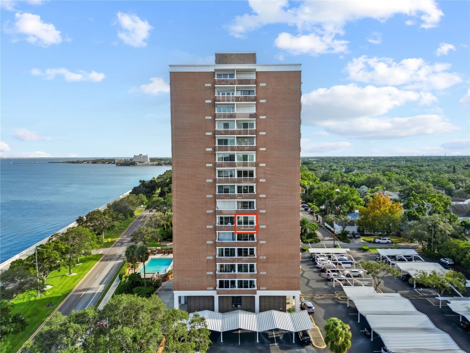 4015 BAYSHORE