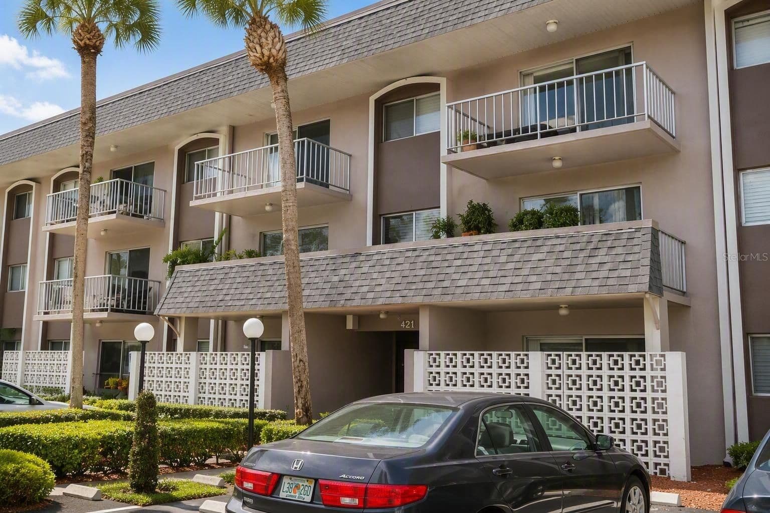 4610 GRAY Street #307