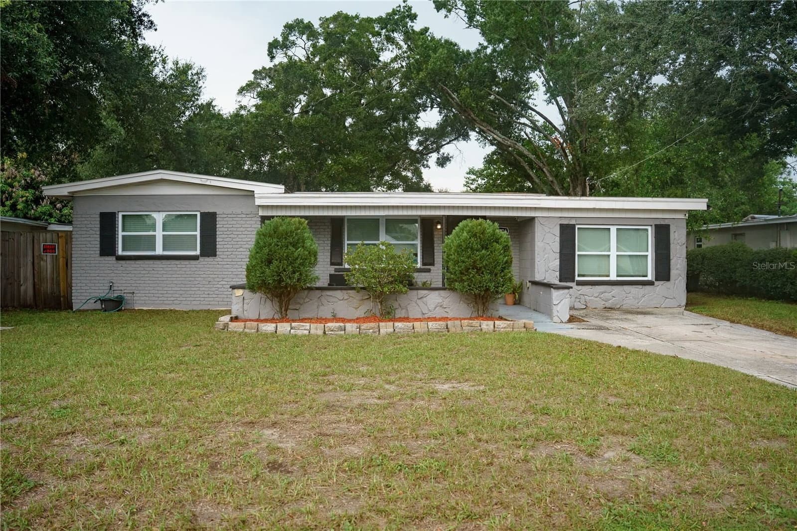 10906 LANTANA