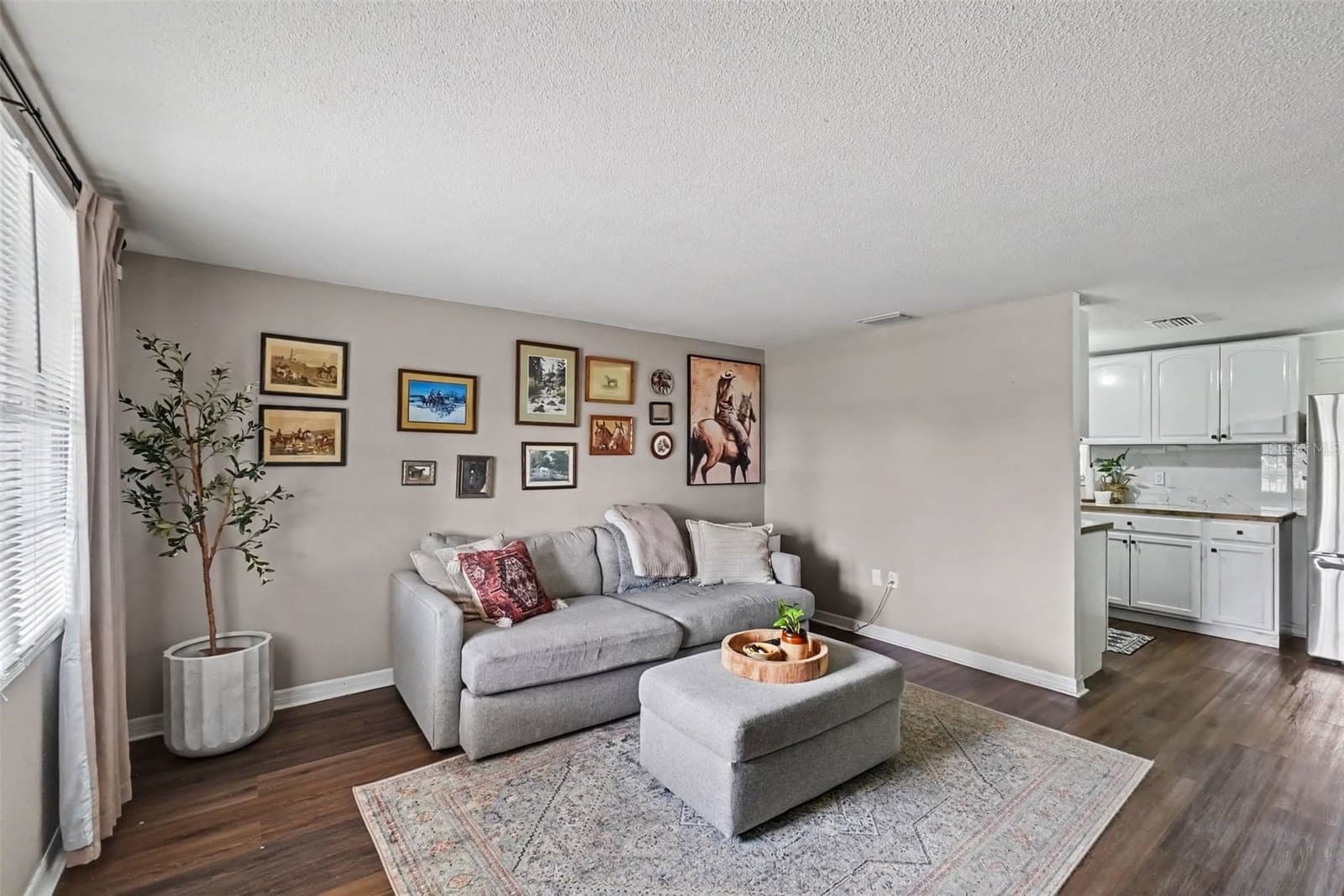 1611 SMITHFIELD