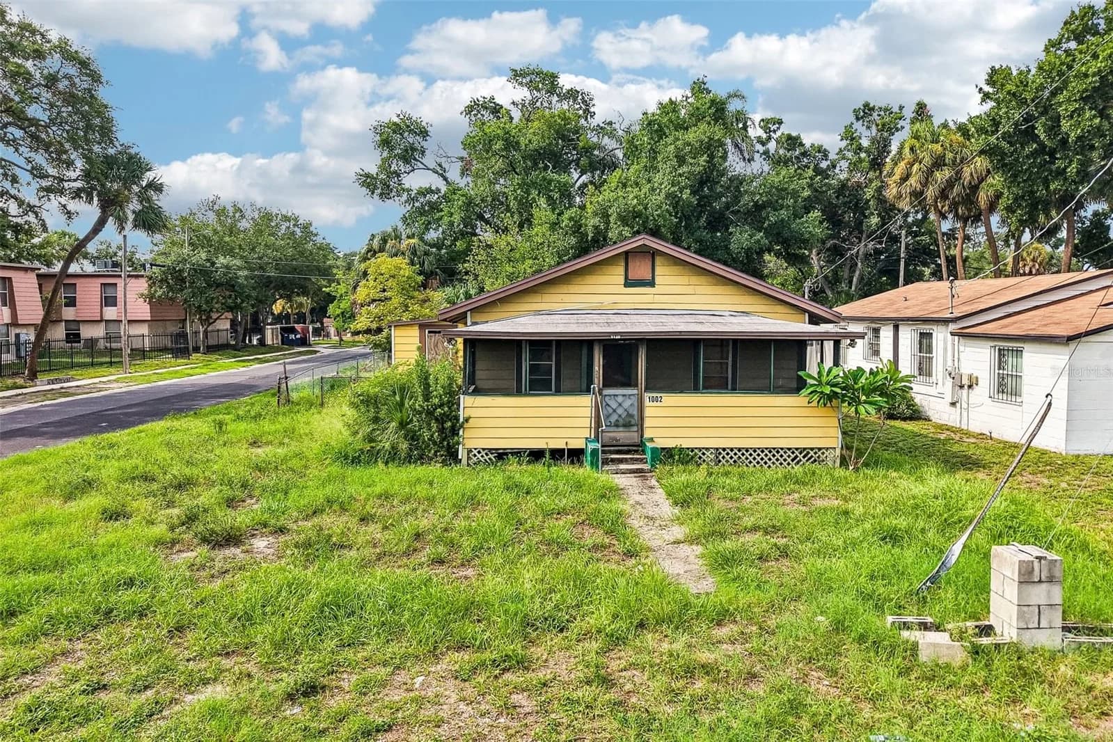1002 NASSAU Street