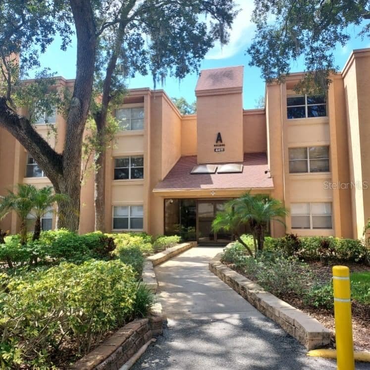 4411 SHADY TERRACE