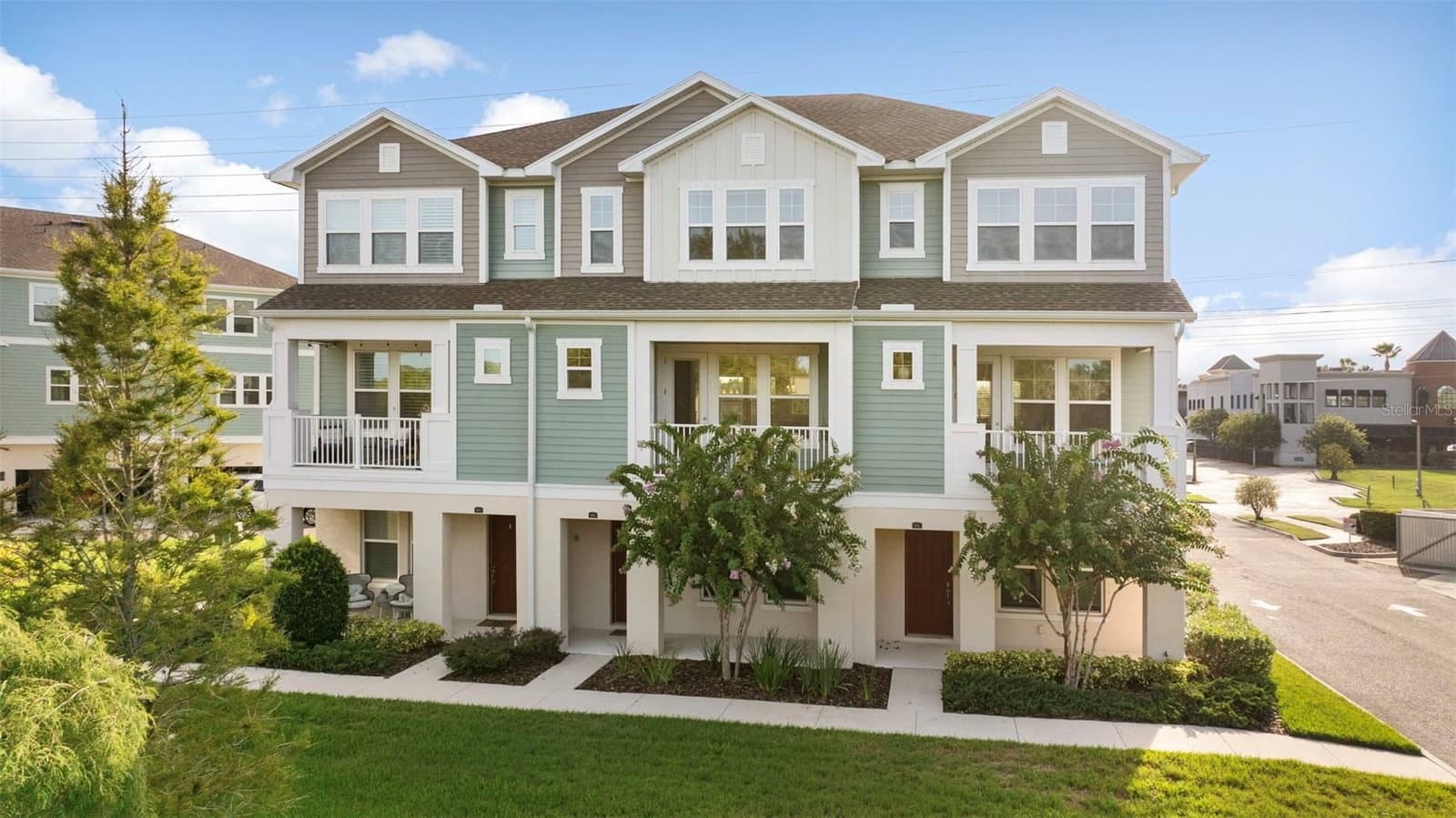 9533 CAVENDISH