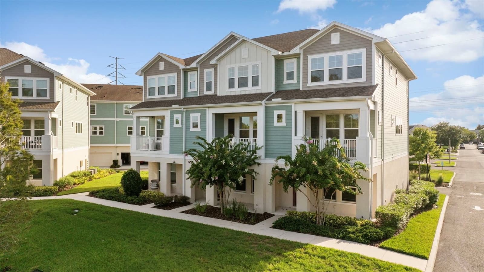 9533 CAVENDISH