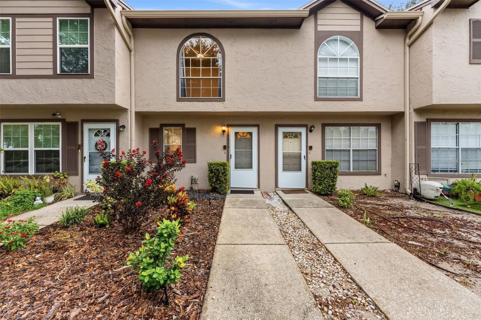 2350 FLETCHERS POINT