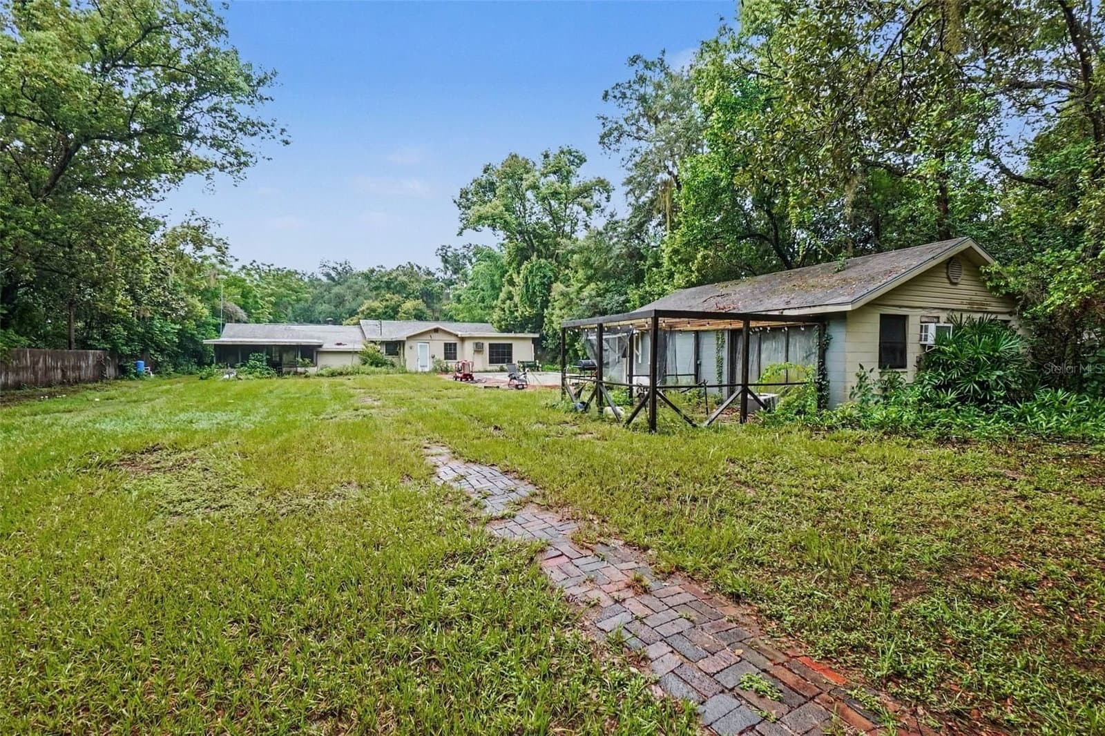 3220 GARDNER