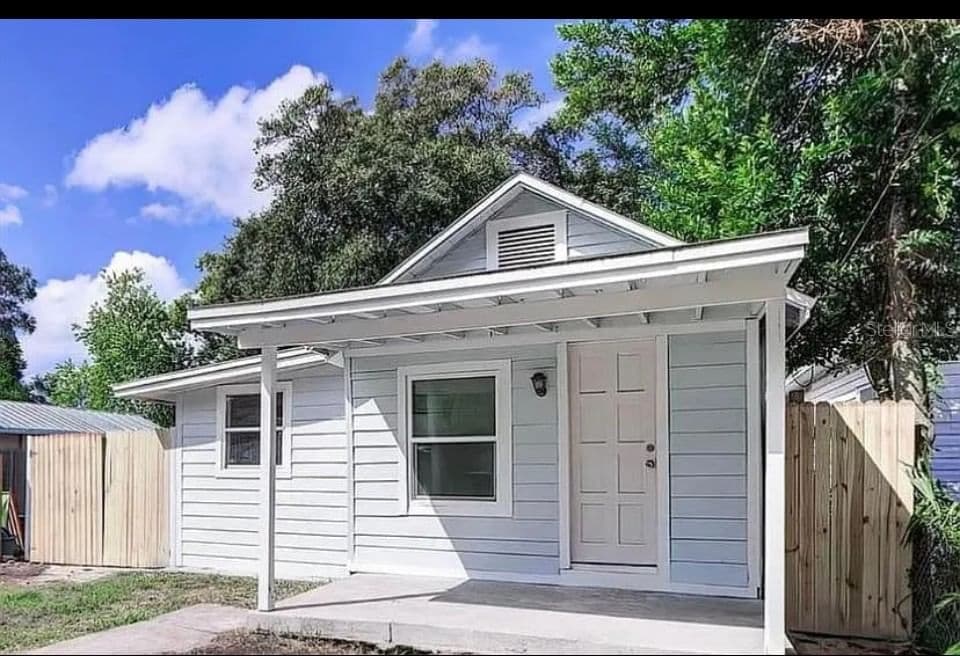 8428 HIGHLAND