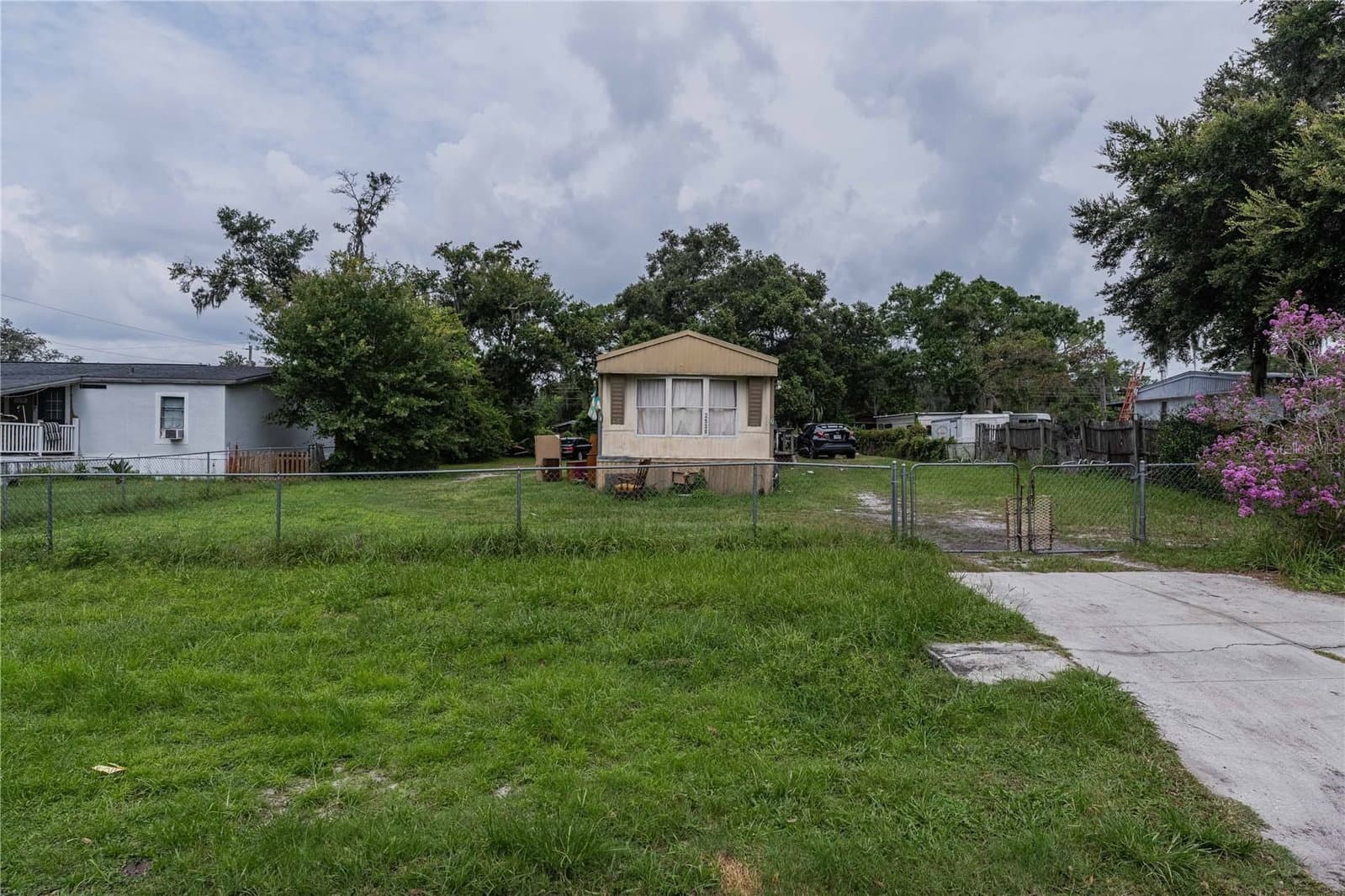 2530 ISLAND OAKS