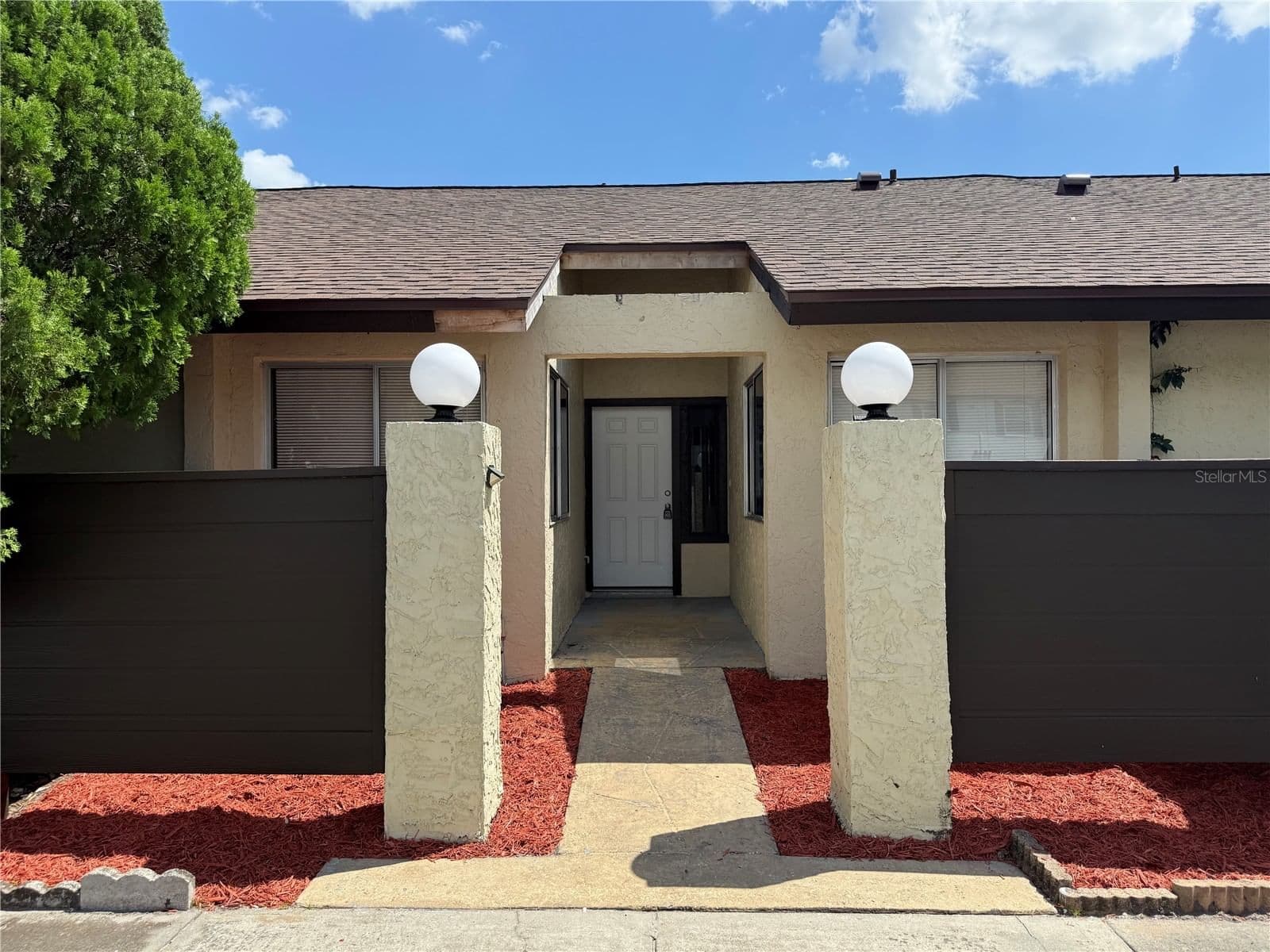 192 DAHLIA VILLAGE