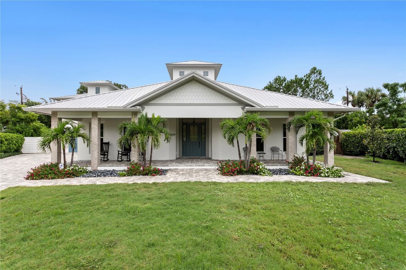 1009 MORRISON