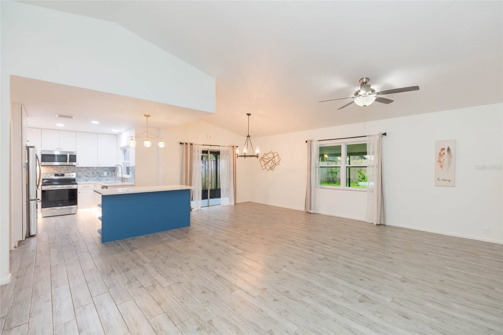 2705 LAKEVILLE