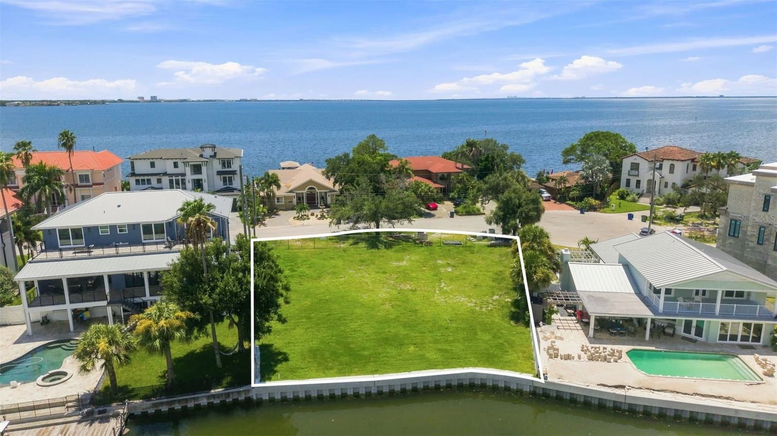 5833 MARINER, Tampa, FL