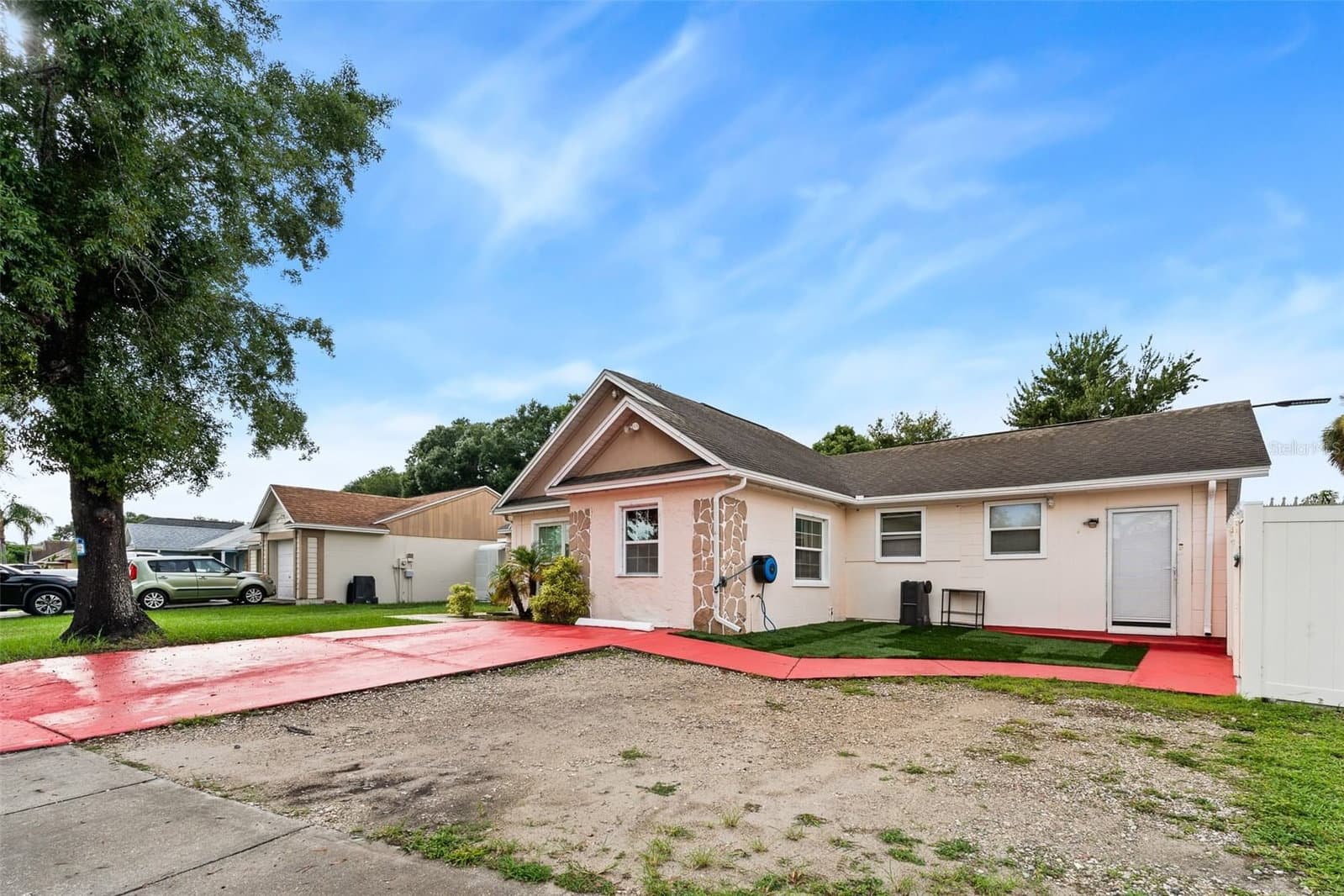 8903 CAMINO VILLA