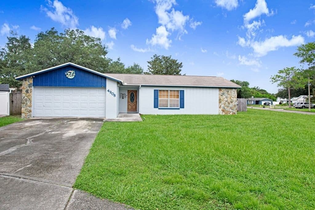 4908 CROCKETT