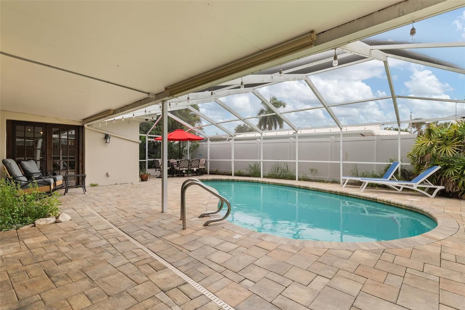 8404 FLAGSTONE