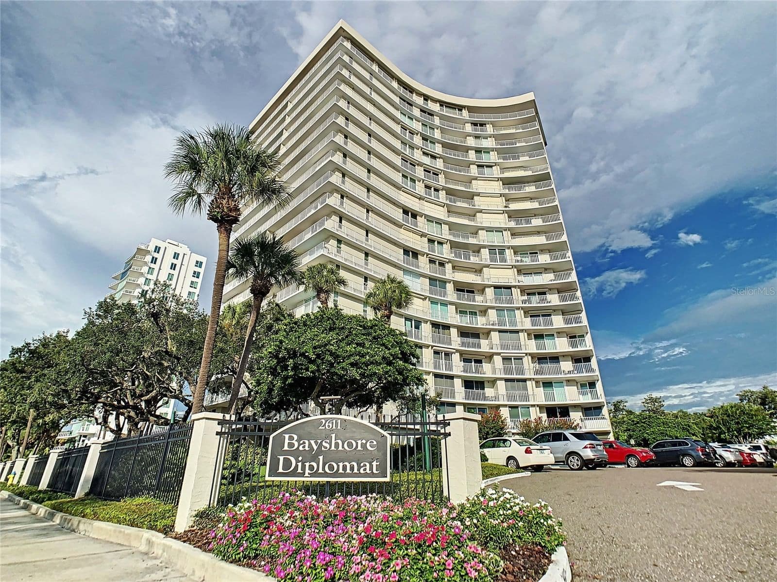 2611 BAYSHORE