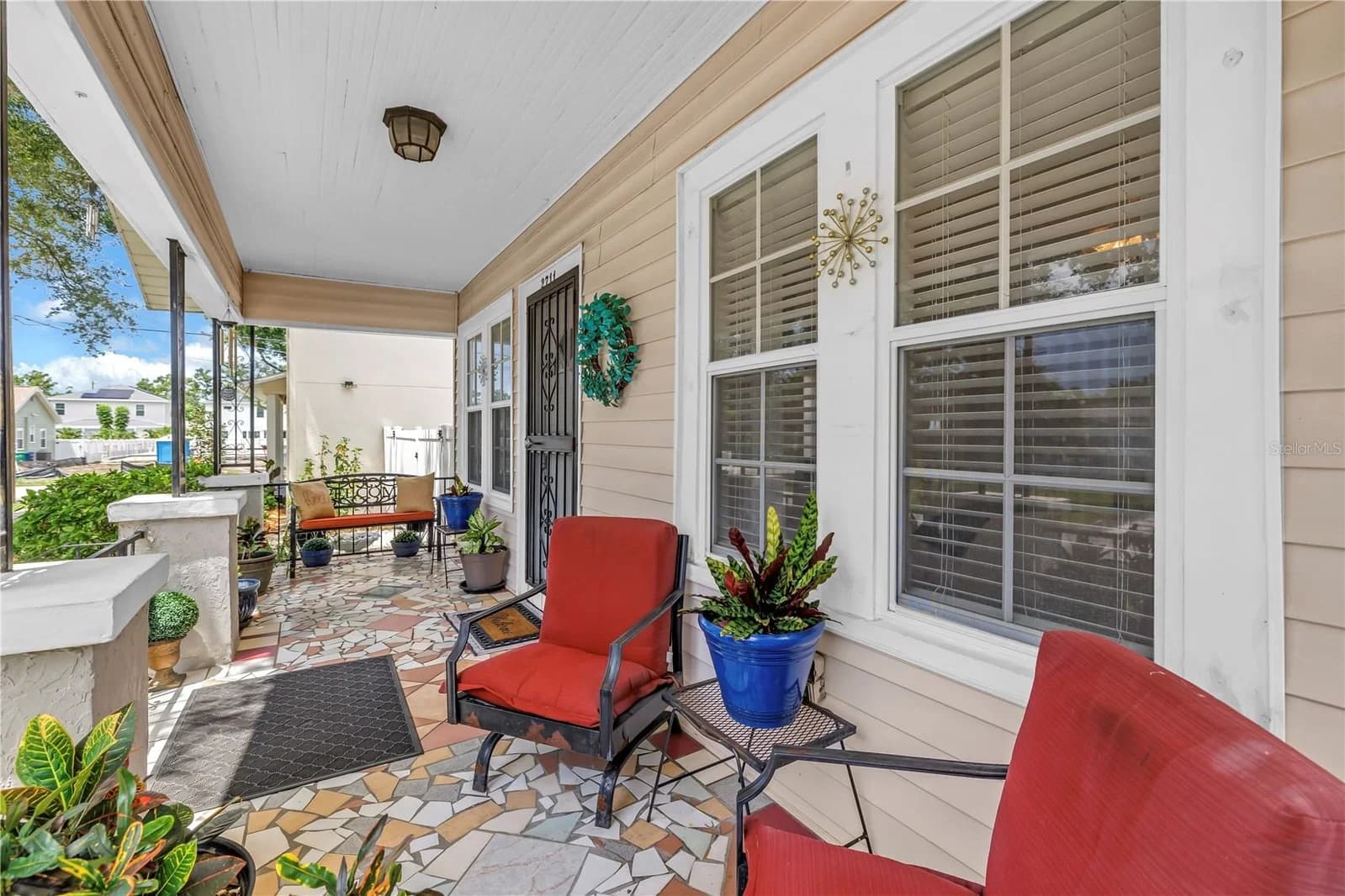 2711 FIG Street