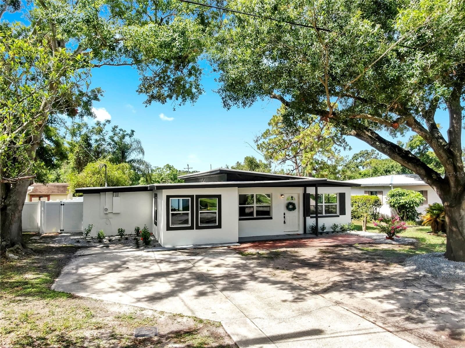 4112 LAWN