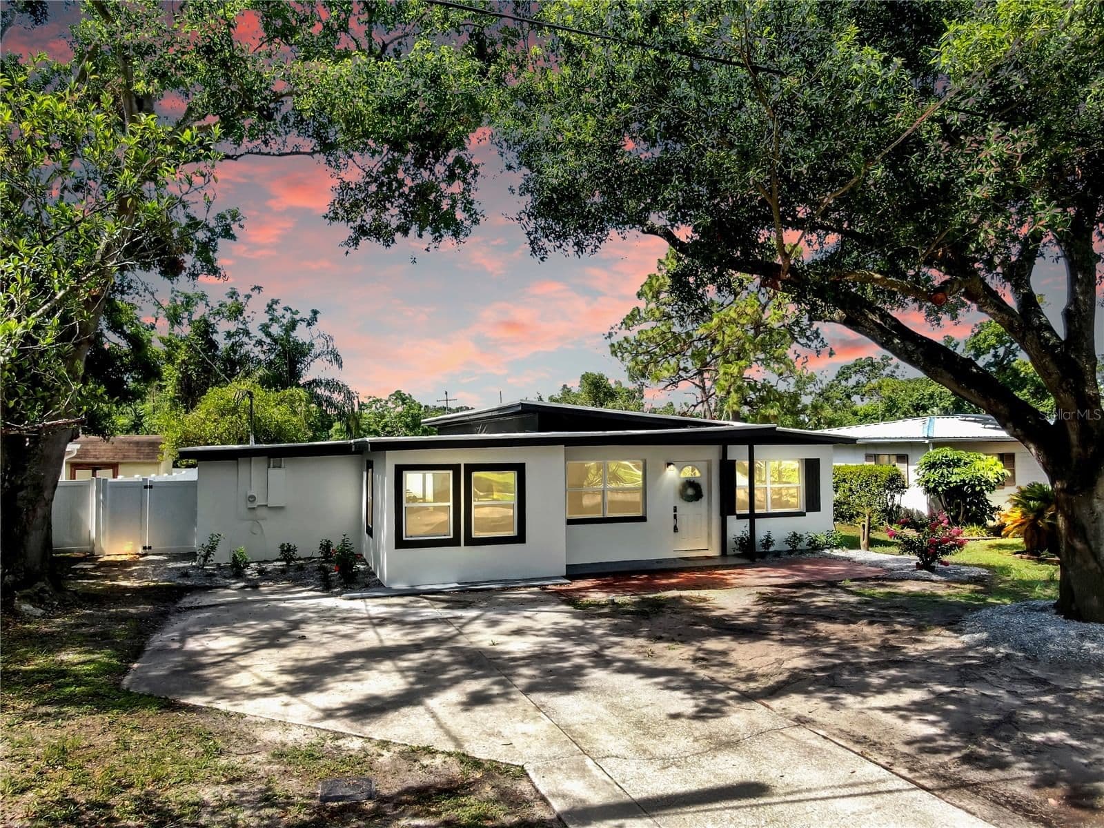 4112 LAWN