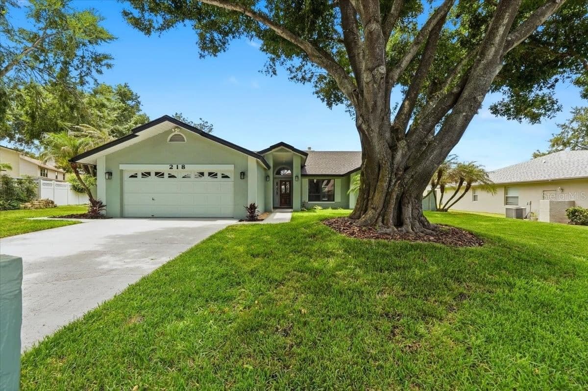 218 LAKE HARTRIDGE, Winter Haven, FL