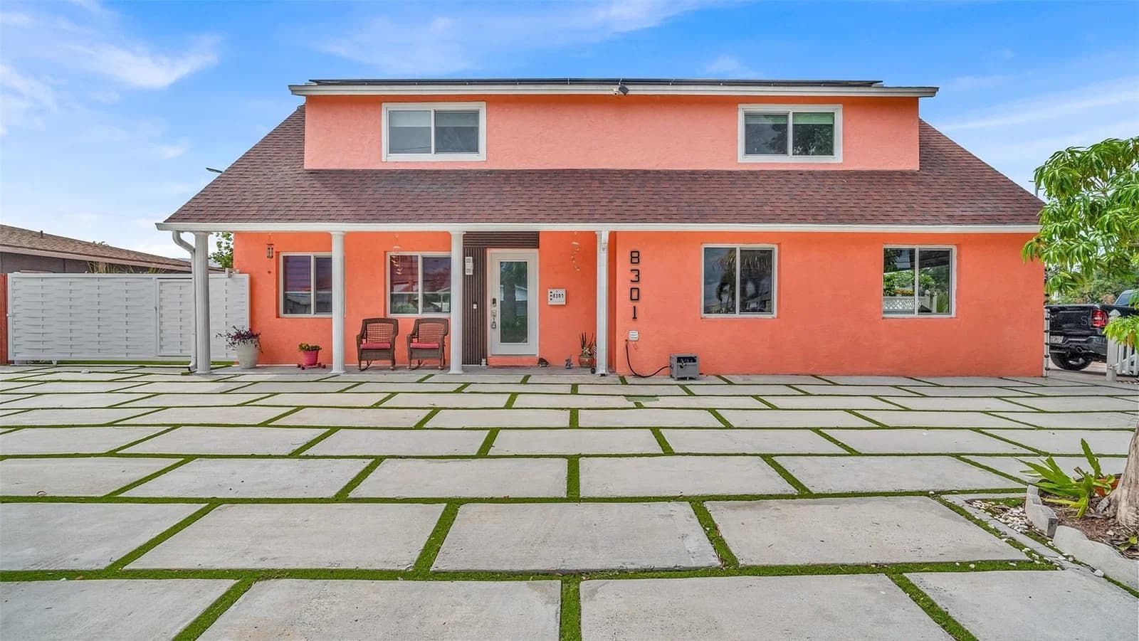 8301 LOPEZ Drive