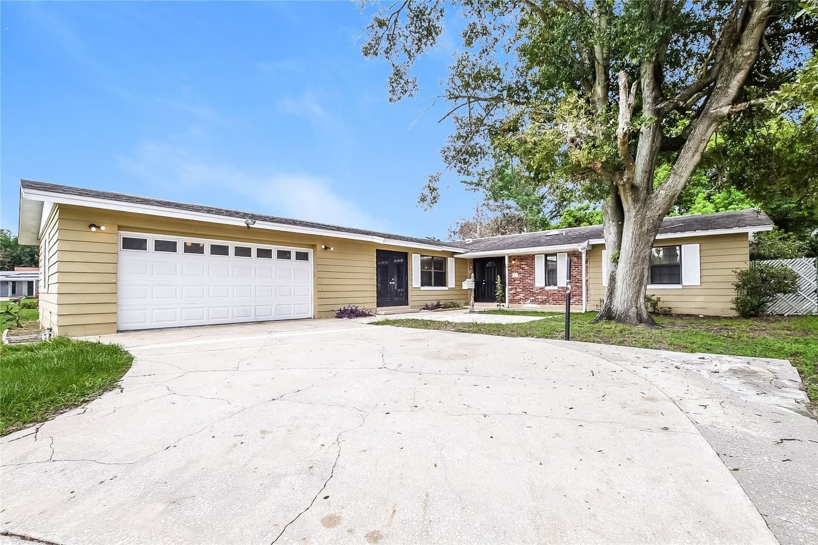 6529 PRECOURT, Orlando, FL