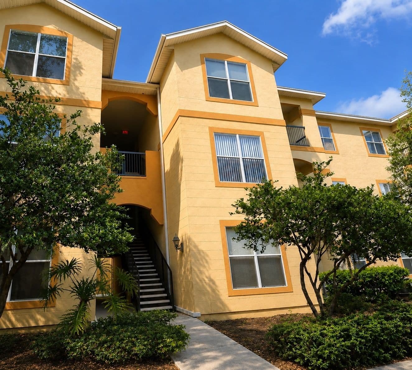 5610 PINNACLE HEIGHTS Circle #309