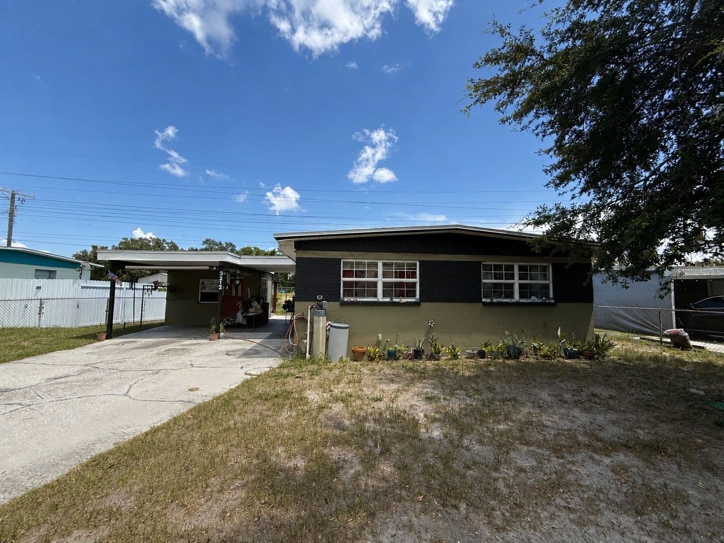 3212 WELBORN Way