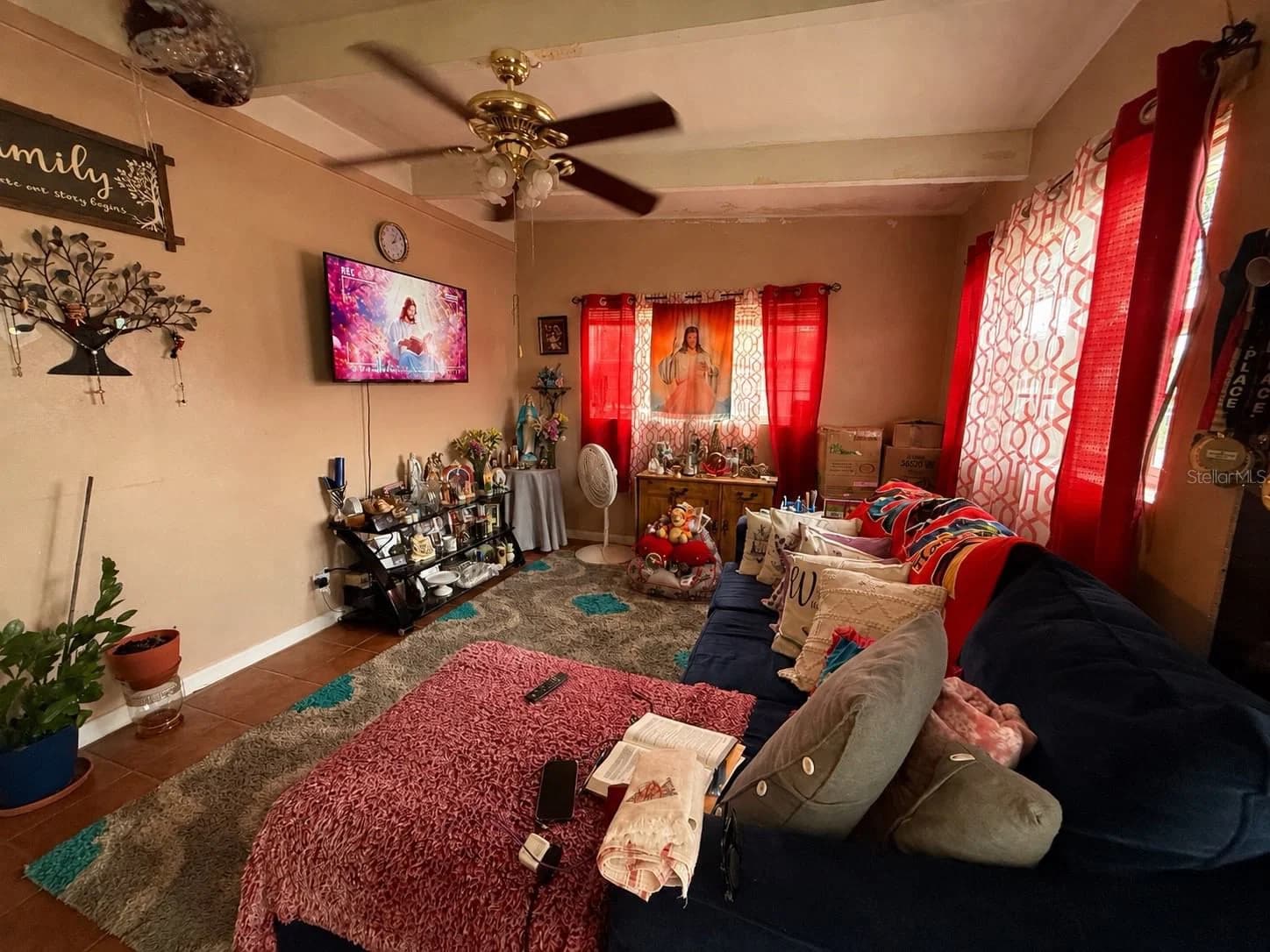 3212 WELBORN Way