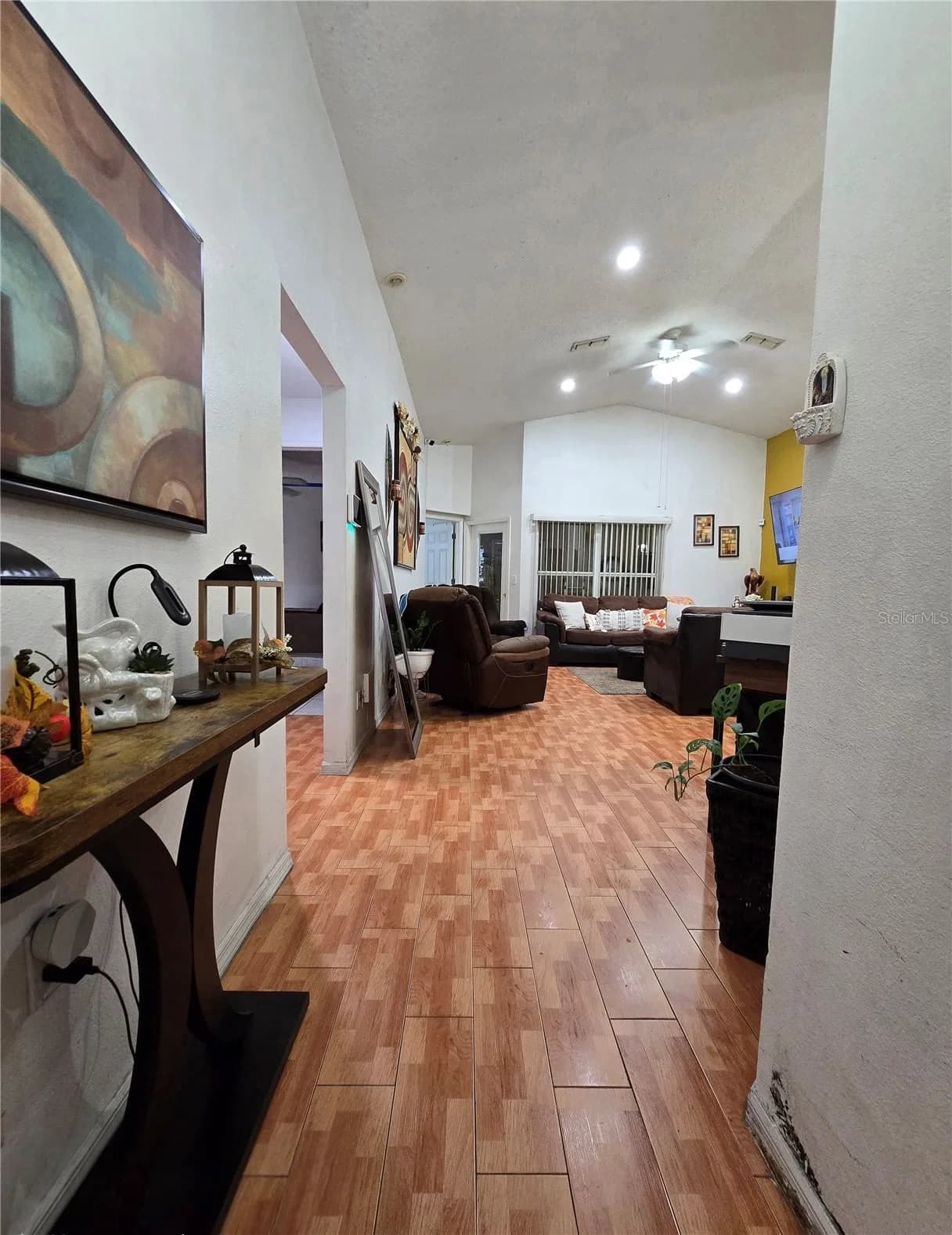 14926 LAURIE Lane