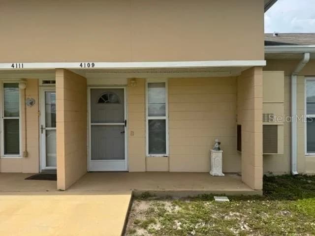 4109 CLUB Circle