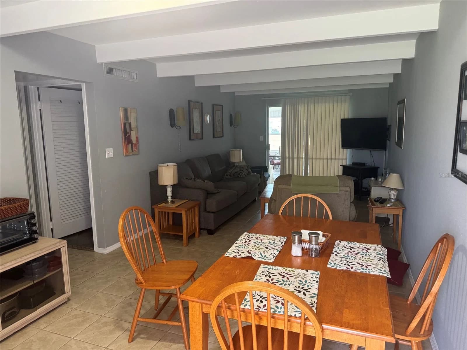4607 CLUB Circle