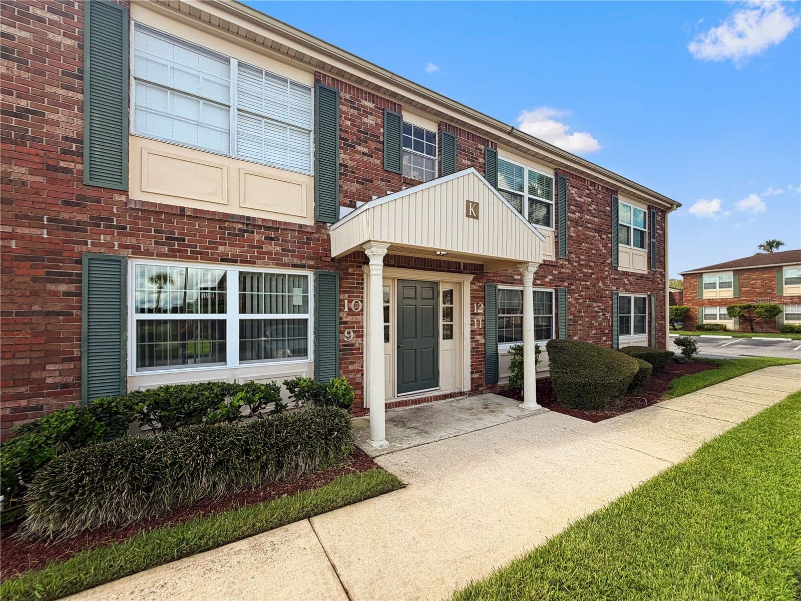 1920 EDGEWOOD Drive #K9