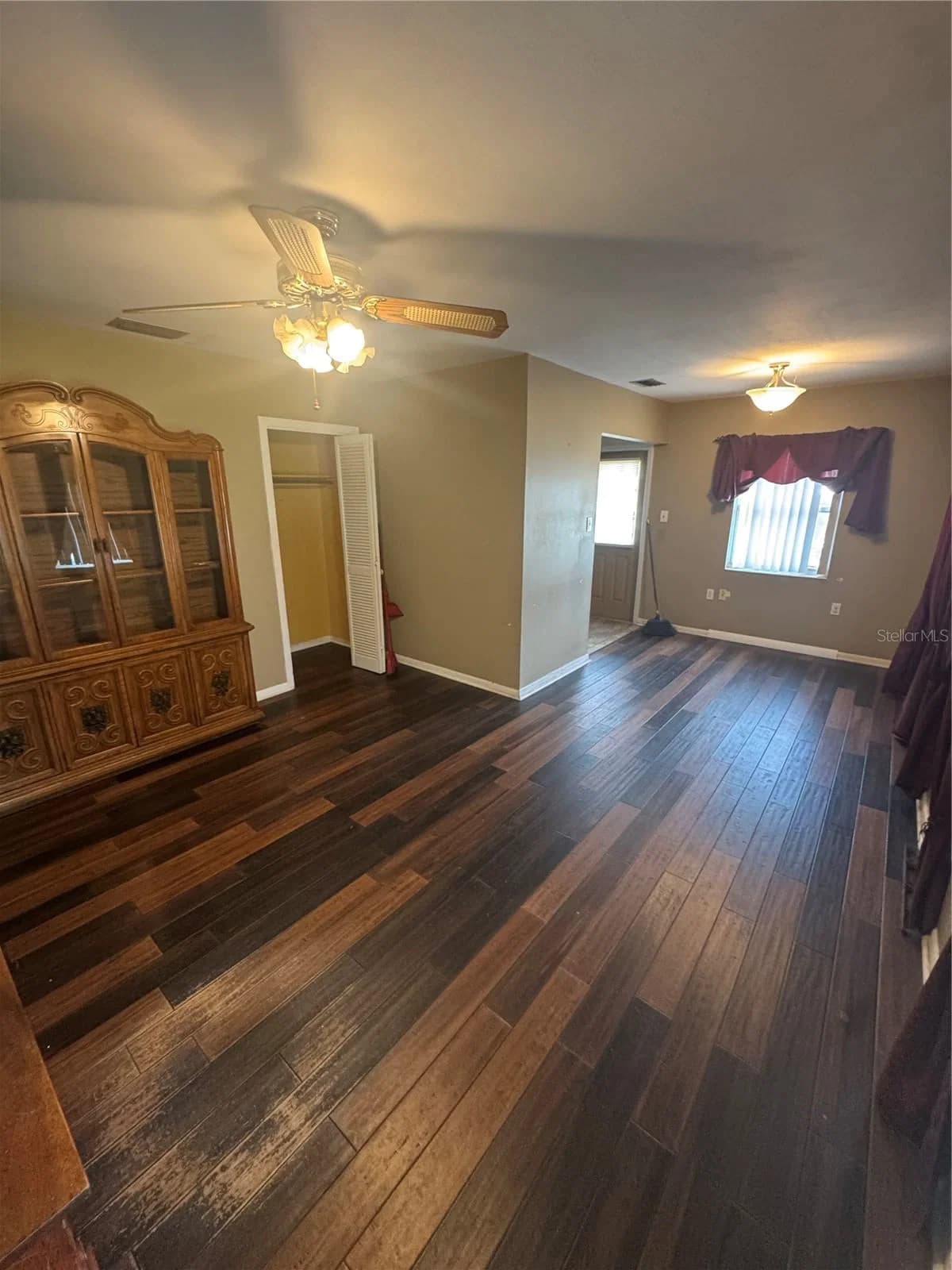 4603 HARVEY Avenue