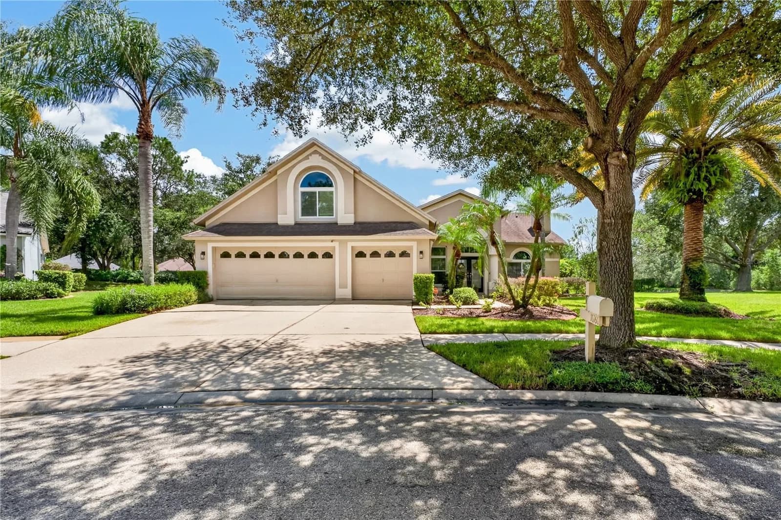 10160 WHISPER POINTE Drive