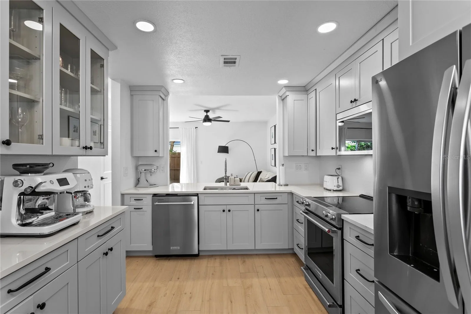 409 AUDUBON Avenue #2