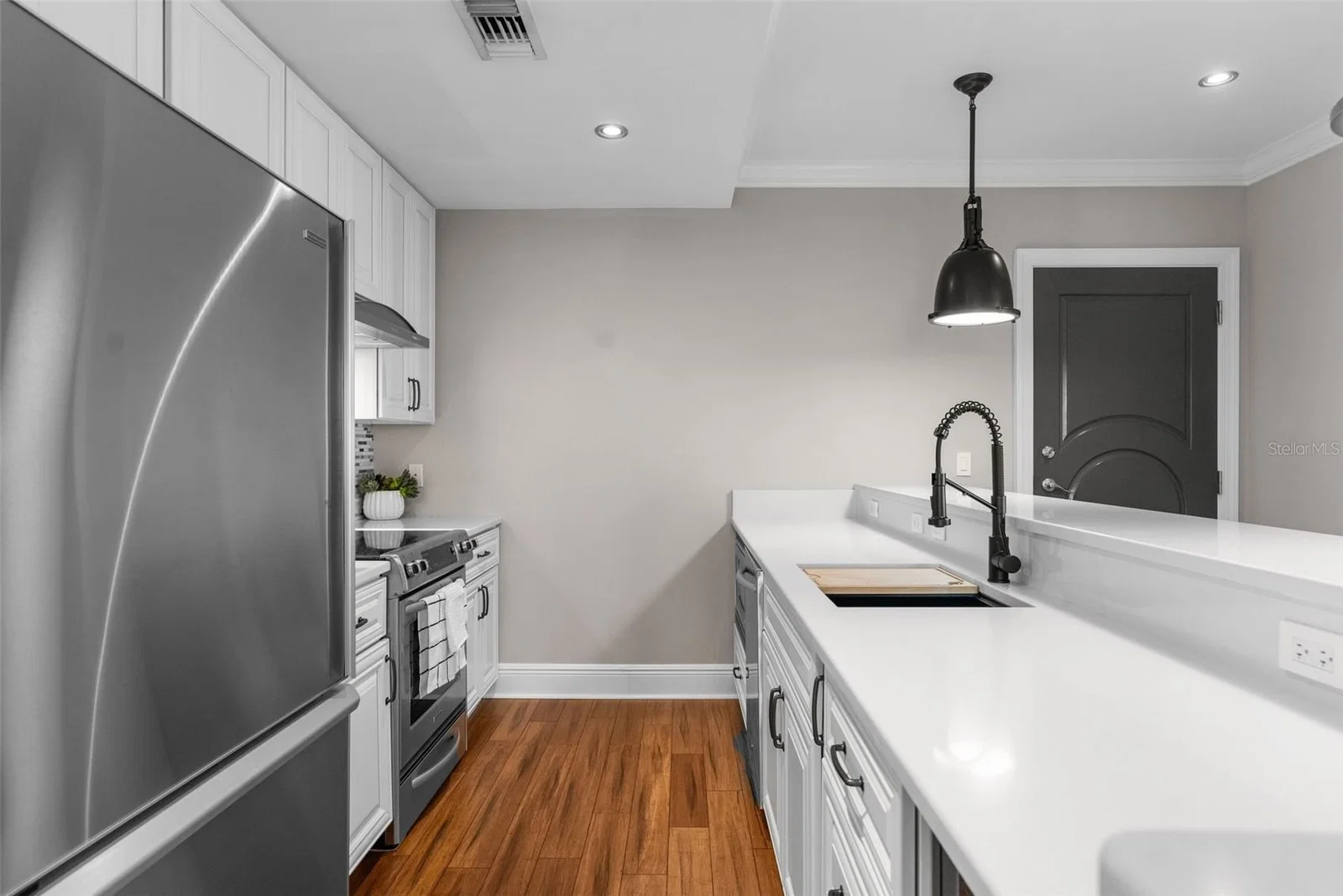 1238 KENNEDY Boulevard #501