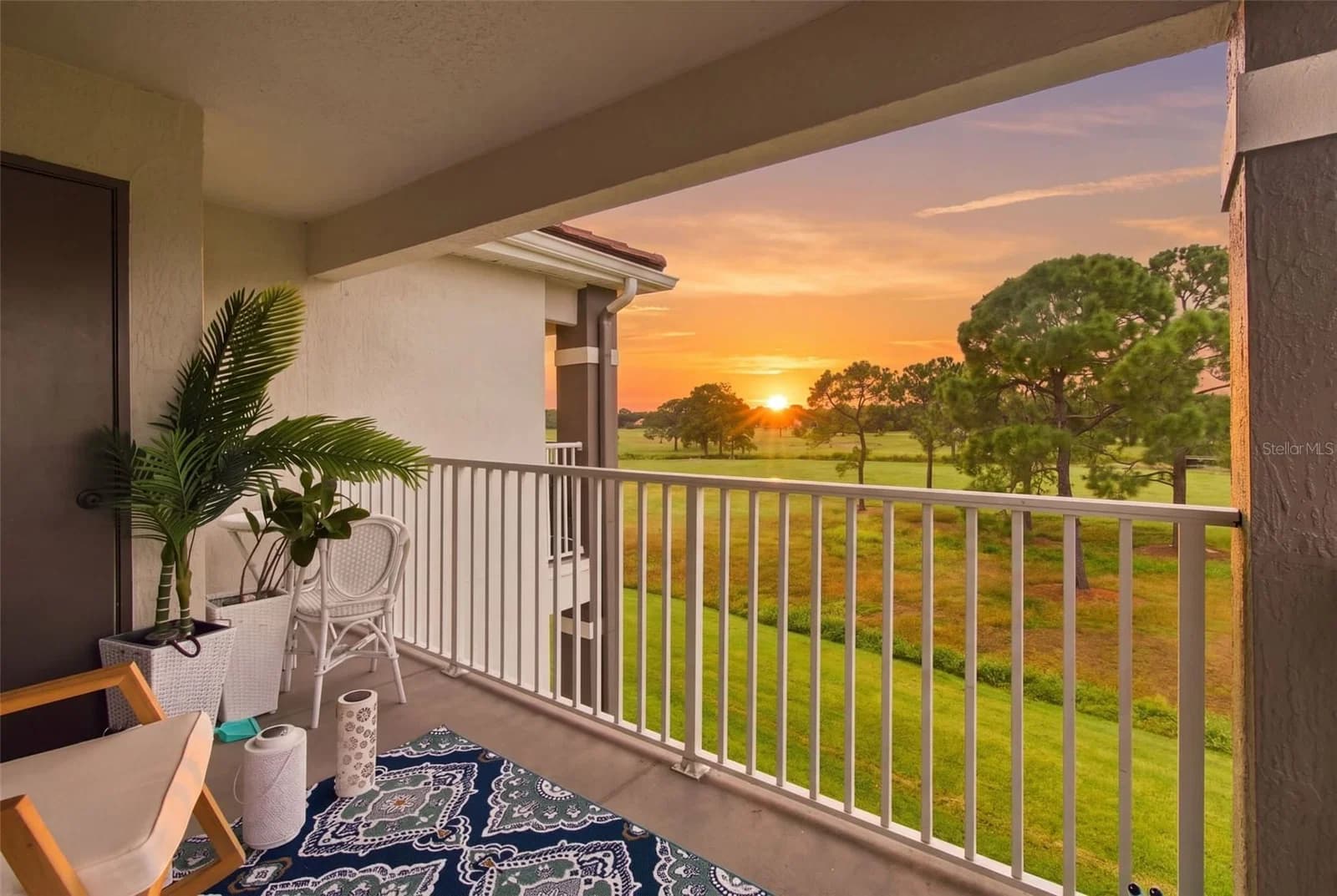 13839 FAIRWAY ISLAND Drive #1136