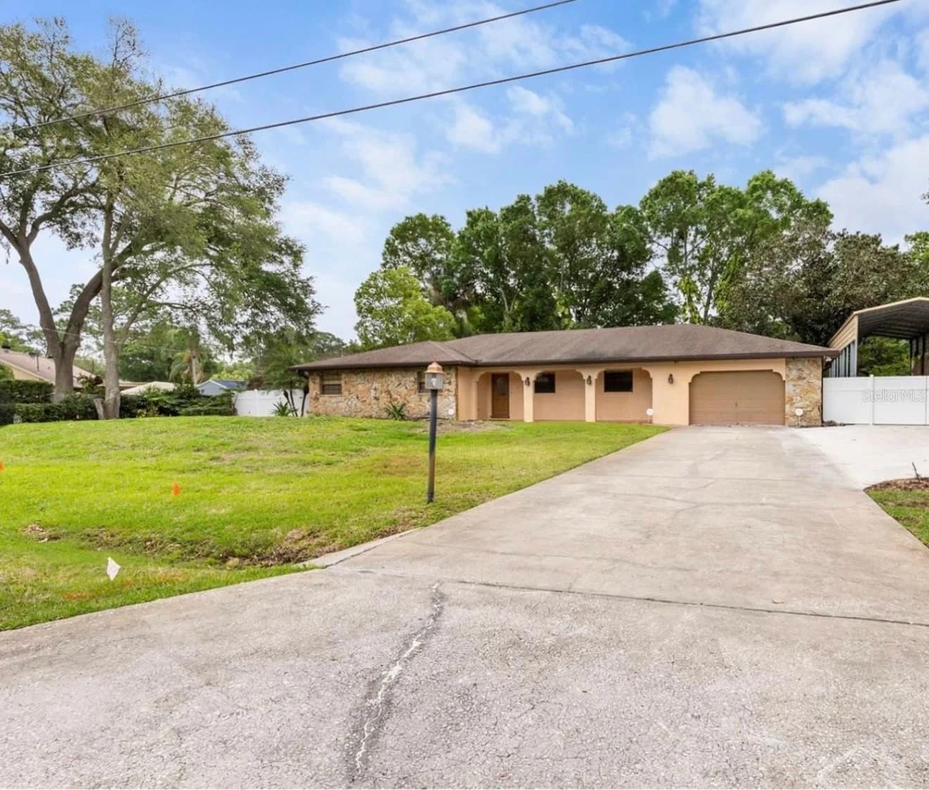 8210 WESTRIDGE Drive