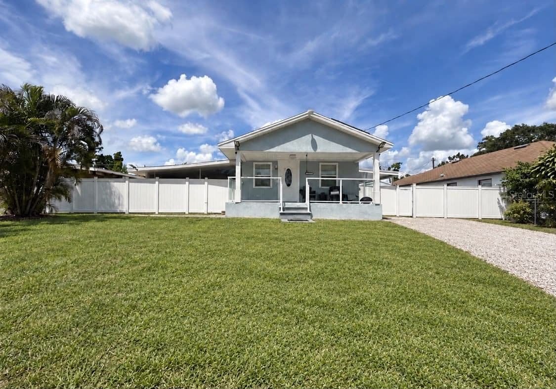 2907 PALMETTO Street